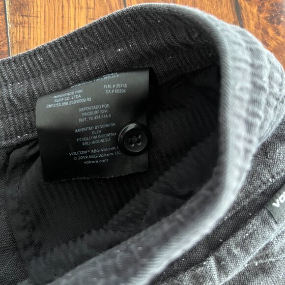 Boys Volcom Drawstring Shorts Size 12 - Picture 9 of 9